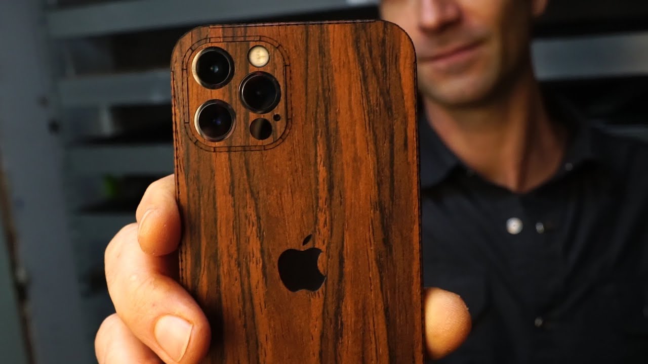 How to install Toast wood covers for iPhone 12 / mini / Pro / Pro Max