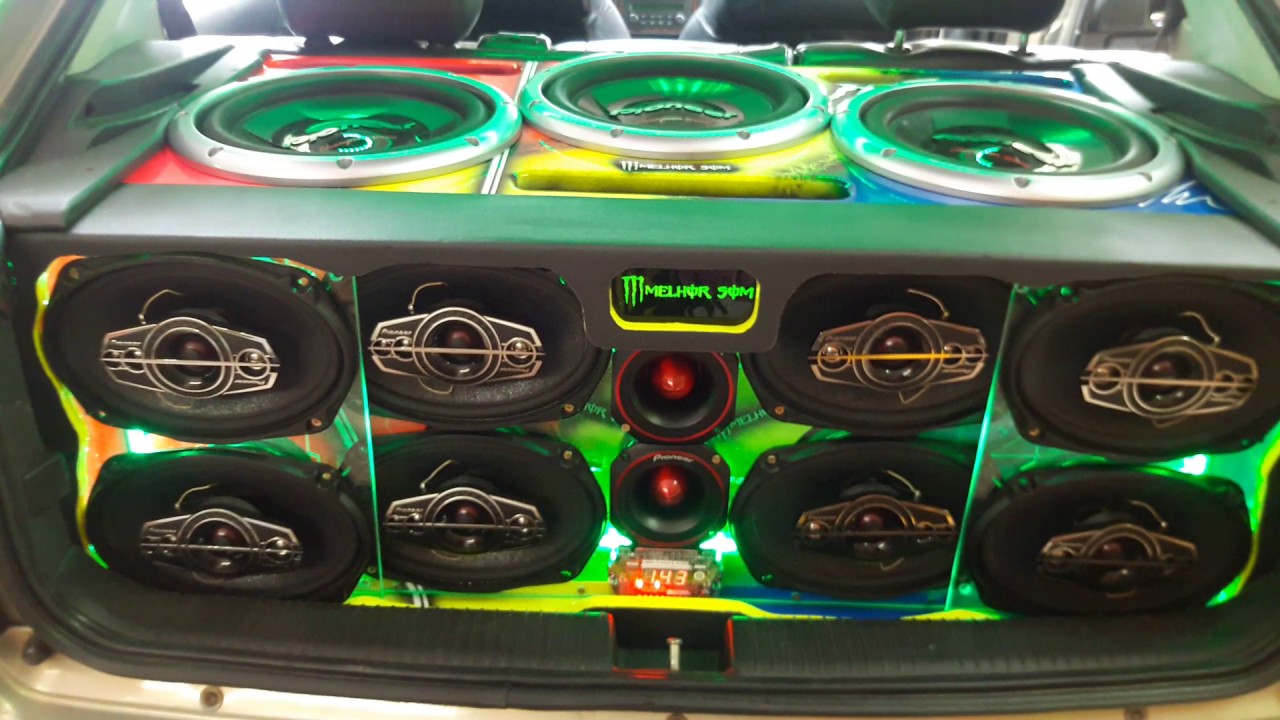 Mais um trabalho melhor som automotive Astra no Acr&iacute;lico!