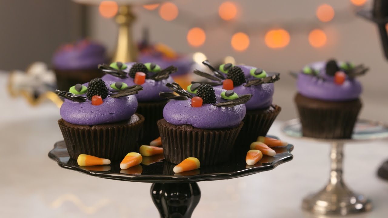 Halloween Cat Cupcakes from DC Cupcakes
