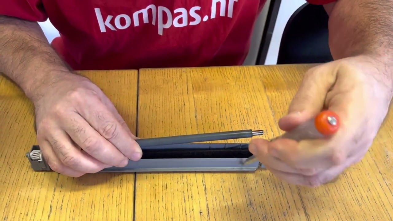 How to change charge roller (pcr) kyocera Kyocera FS-4200 - 4100 - 4300 - zamjena charge roller