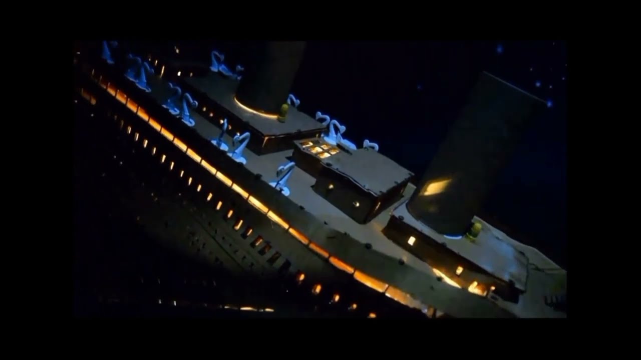 Cardboardtanic sinking (sleeping sun)