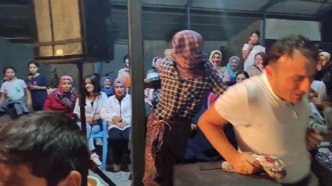 DEMİRCİ'nin ESENYURT köyünde SELİN İSMAİL ŞALAK çiftinin düğün töreninden görüntüler