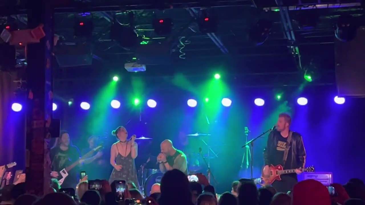 Lzzy Hale and Chris Daughtry Alice In Chains duet live 01/10/23
