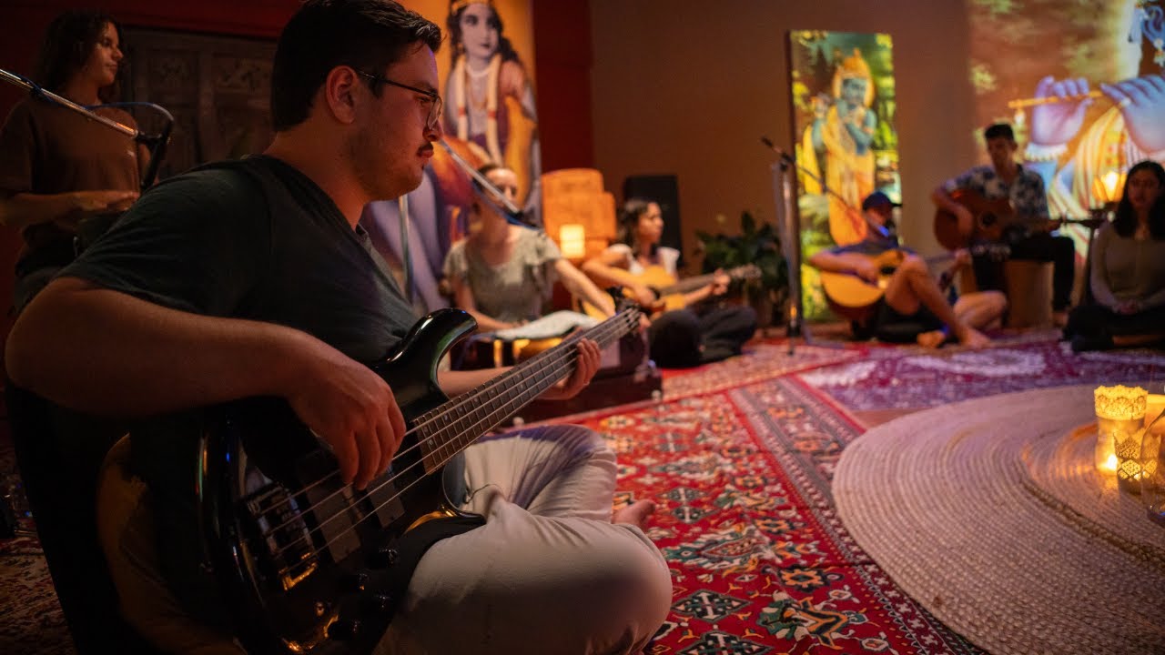 Candlelight Kirtan - Light a candle in your HEART