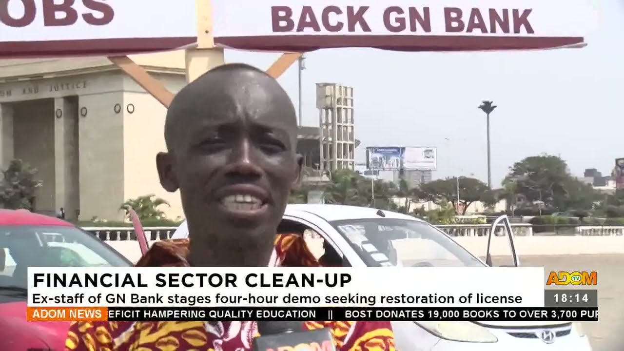 Ex-staff of GN Bank stages 4-hour demo seeking restoration of license (20-1-23)