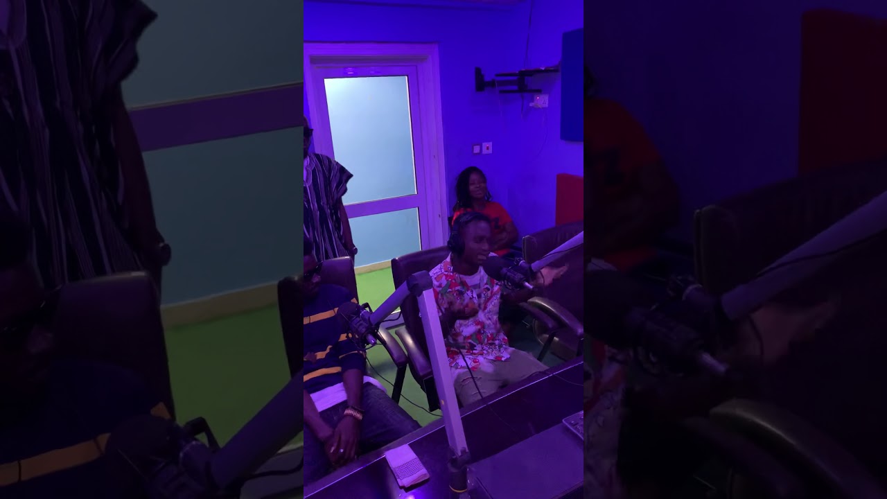 Abombelet with Arnold.(link up,Zylofon 102.1)