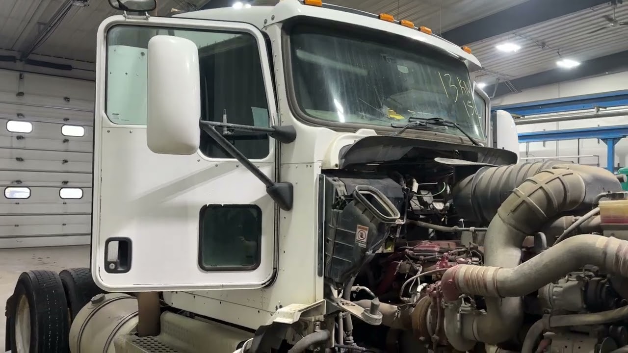 2013 Kenworth T660 - Parts Unit 13KN156
