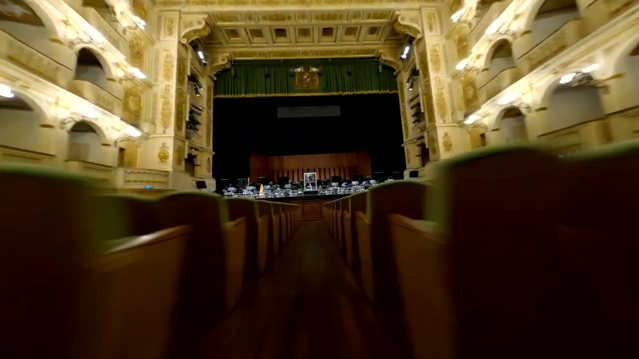 Visita il Teatro Comunale di Bologna