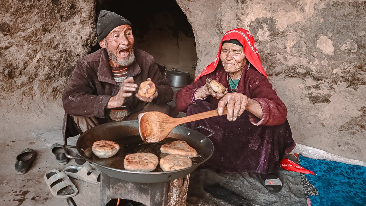 CAVE OF LOVE: Old Lovers' Most SHOCKING 3 Recipes of the Year
