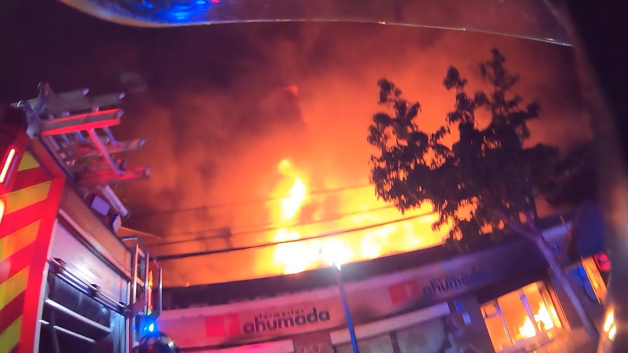 Incendio Estructural - Farmacia Ahumada Centro Quilpue - Unidad 21