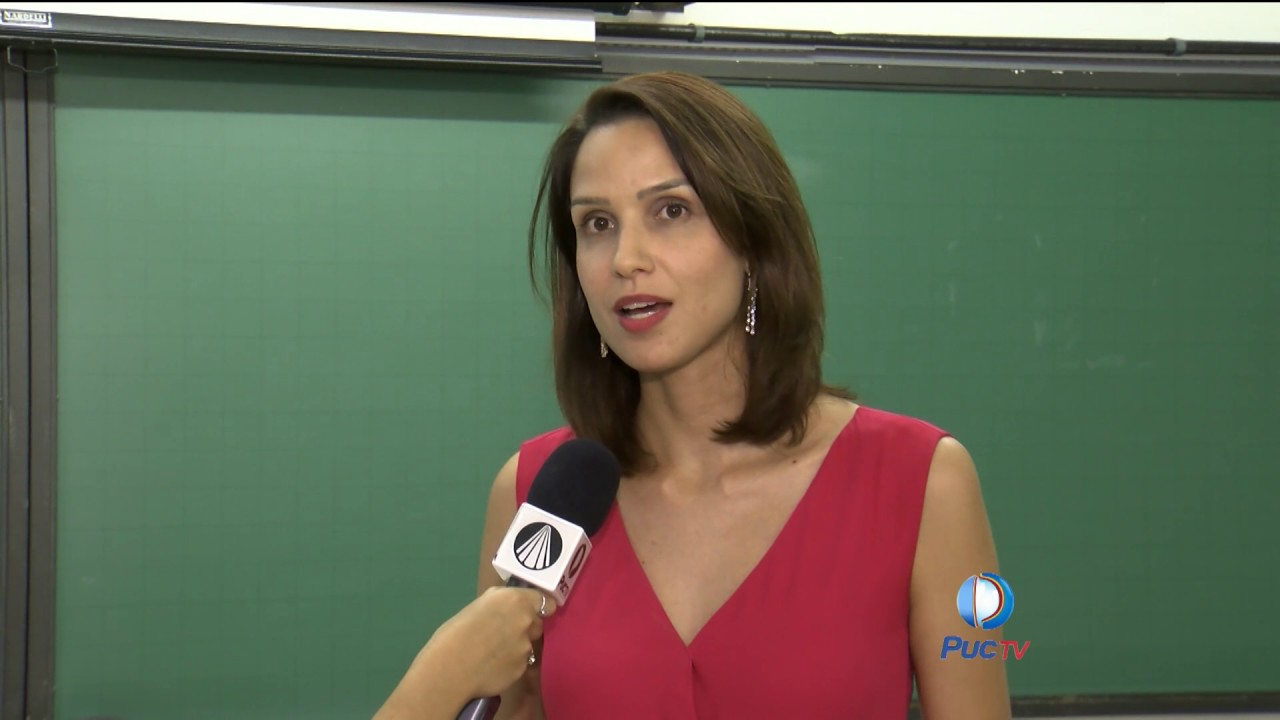 Prof&ordf; Sara Cassimiro fala sobre curso de extens&atilde;o para profissionais da &aacute;rea de educa&ccedil;&atilde;o e sa&uacute;de