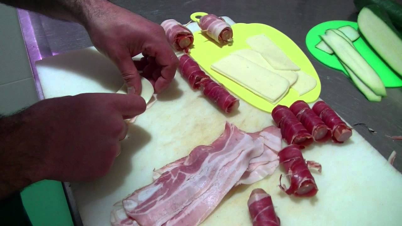 Carnicería Carceles.Elaboración de pinchos y brochetas.El Palmar Murcia TV.