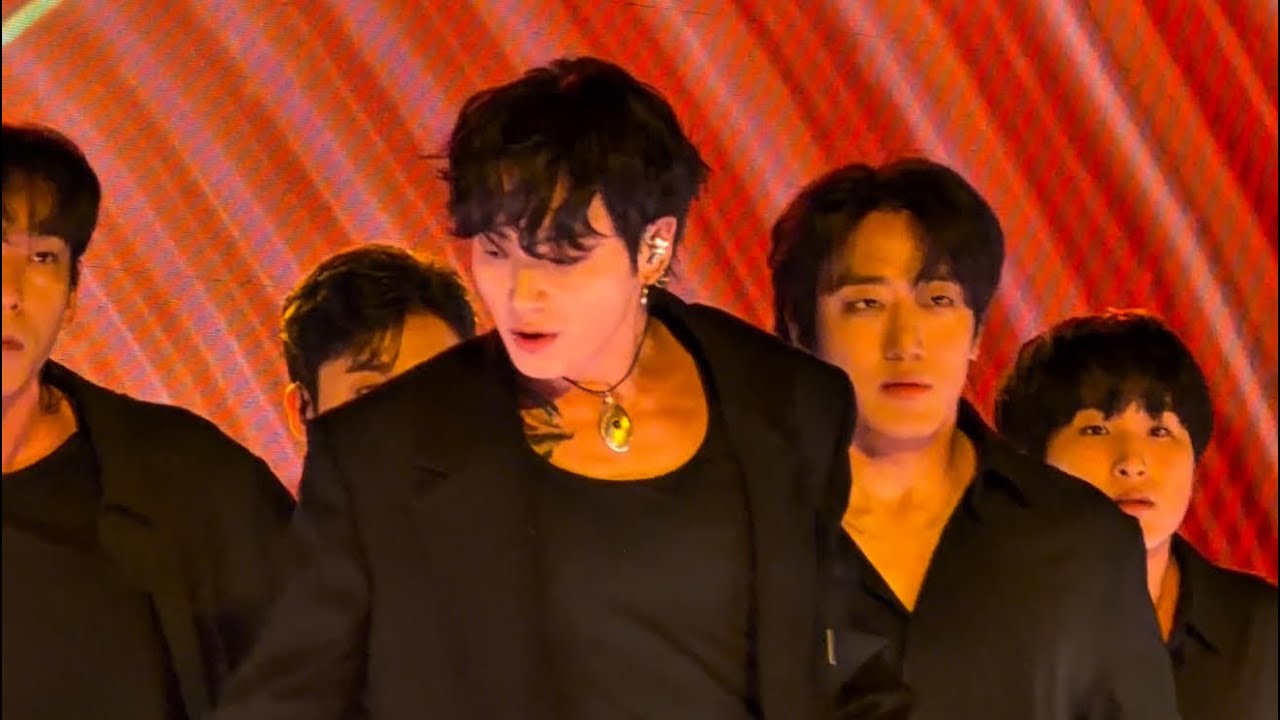 【4K】20251031 RUNSEOKJIN_EP.TOUR_Encore Day1 정국 JUNGKOOK SOLO STAGE - STANDING NEXT TO YOU