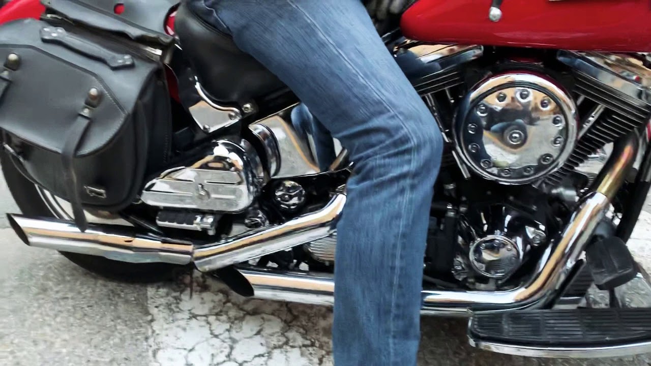 Harley Davidson Softail 1340 sound