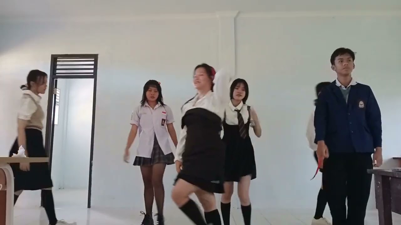 THEMIXONE - THE BEHIND | GFRIEND – SEASON OF MEMORIES 