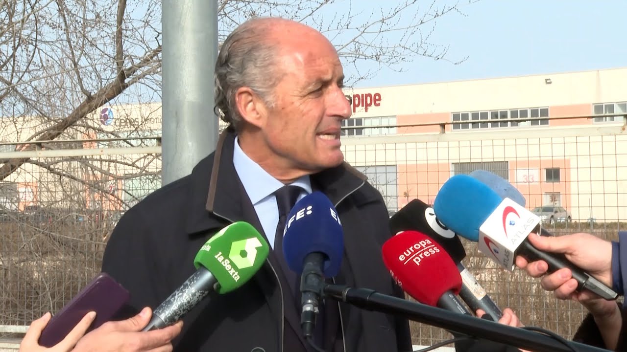 Camps pide que se investigue si la Gürtel comenzó en el despacho de Rubalcaba