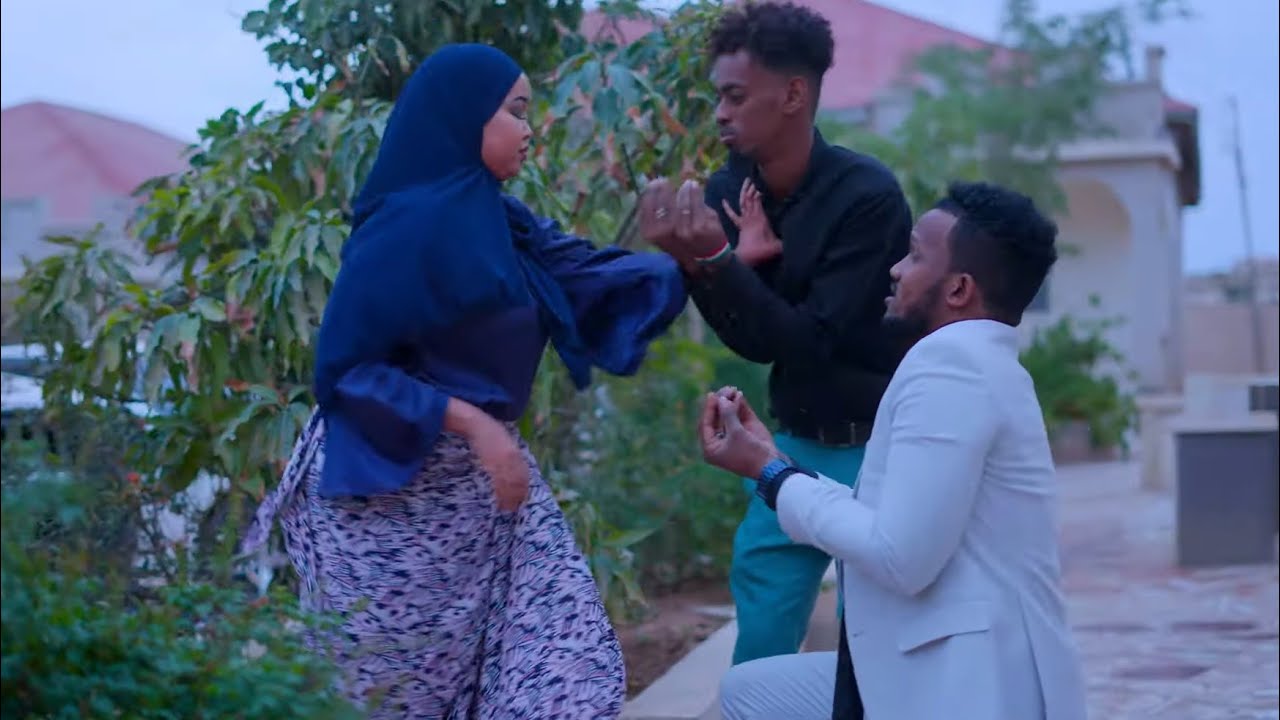 ABDI ZAKI | CAASHAQII HAKAADAY | OFFICIAL MUSIC VIDEO 2022
