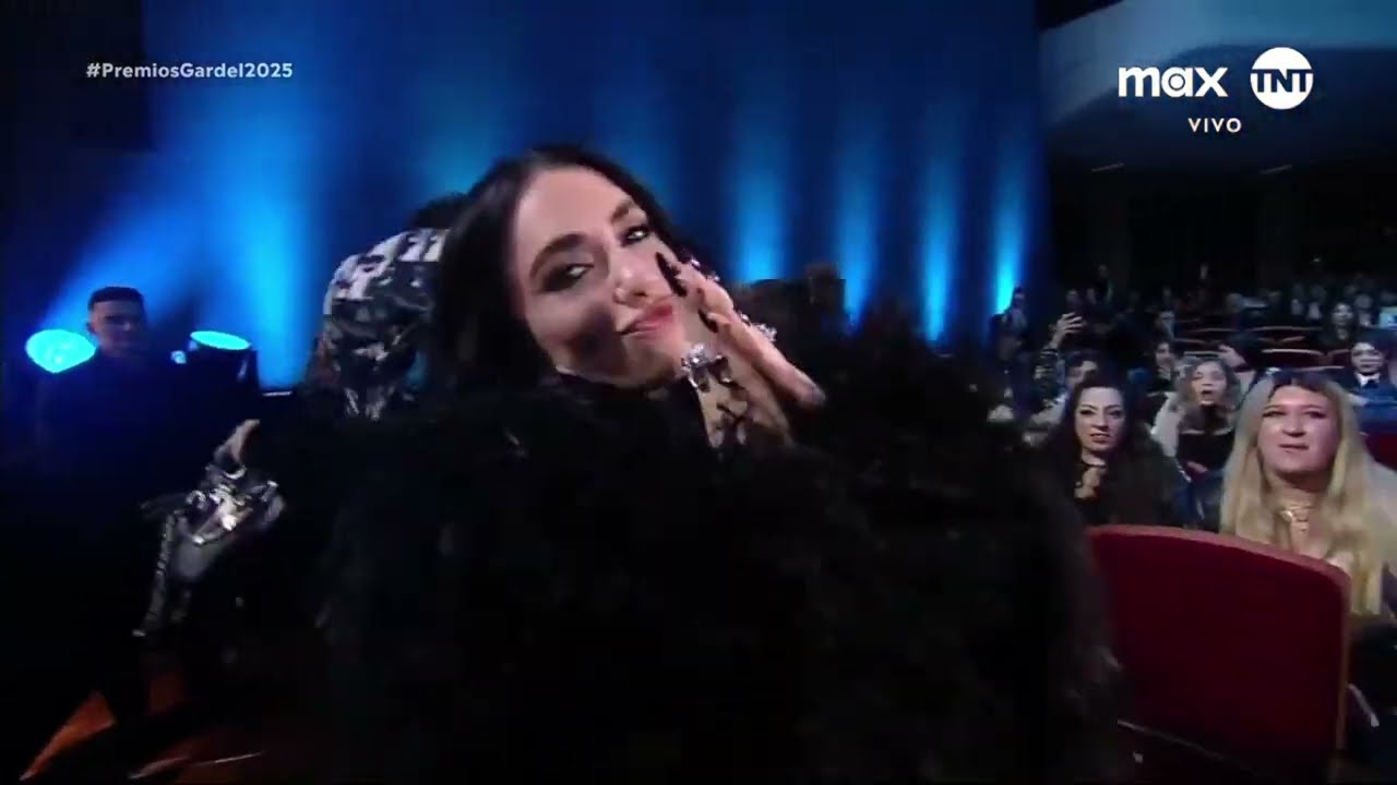 &iexcl;LALI GANA CANCI&Oacute;N DEL A&Ntilde;O en los Premios Gardel 2025!
