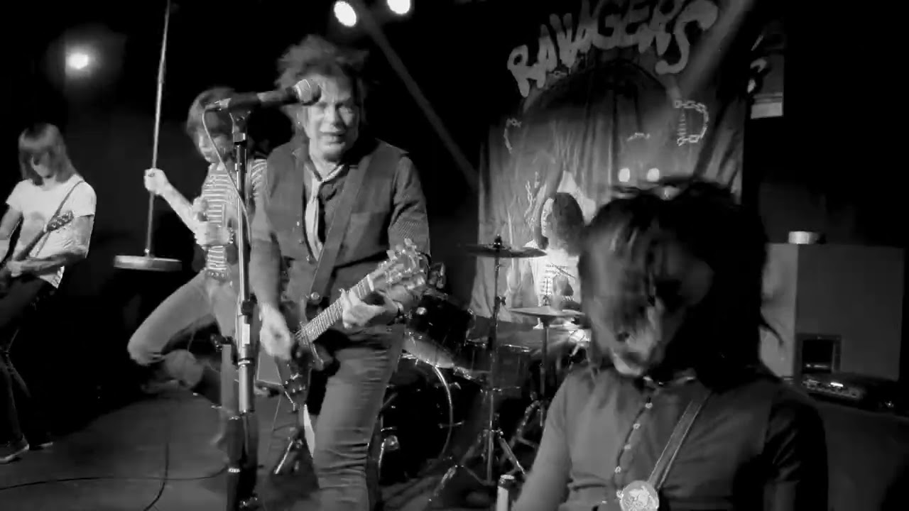 RAVAGERS - Degenerated (Reagan Youth Cover) Live in Detroit