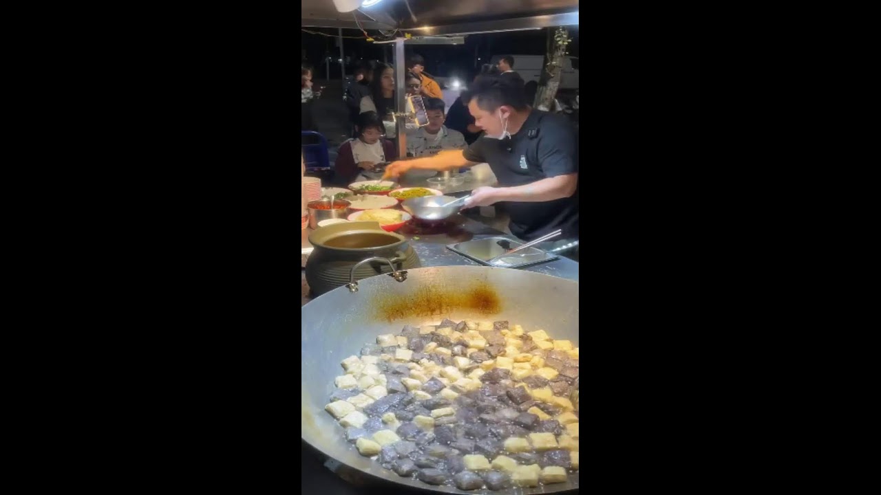 The Street Food Hub – Delicious Food Moments