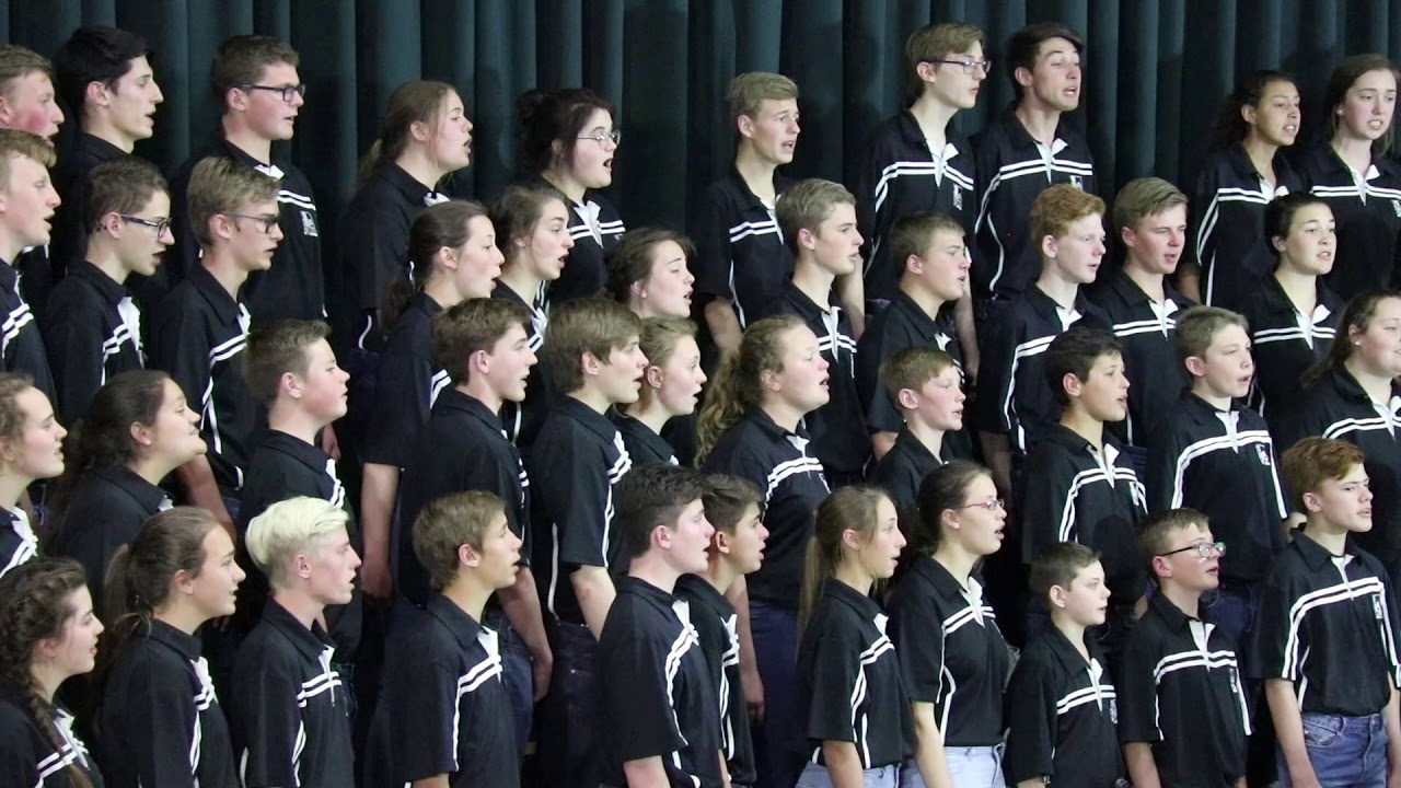 Lindenkoor performing, Quadlibet , Soiree - Ho&euml;rskool Linden, 11 Aug 2017