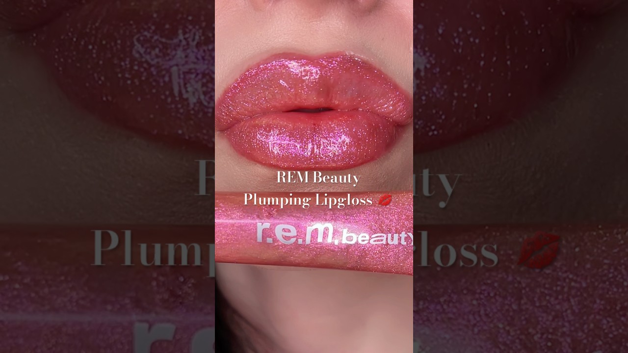 R.E.M Beauty Plumping Lipgloss swatches 🫧 Ariana Grande Makeup #lipgloss #makeup #shorts