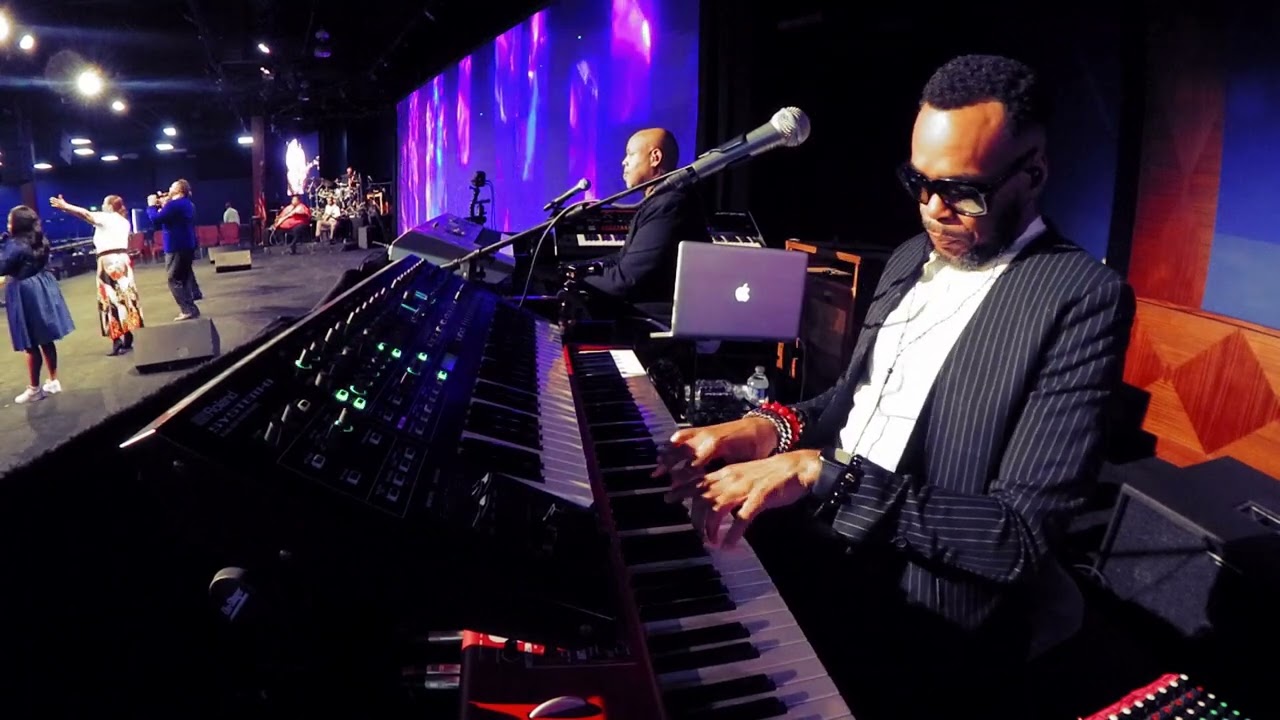 Be Glorified Cover at the City of Refuge LA
