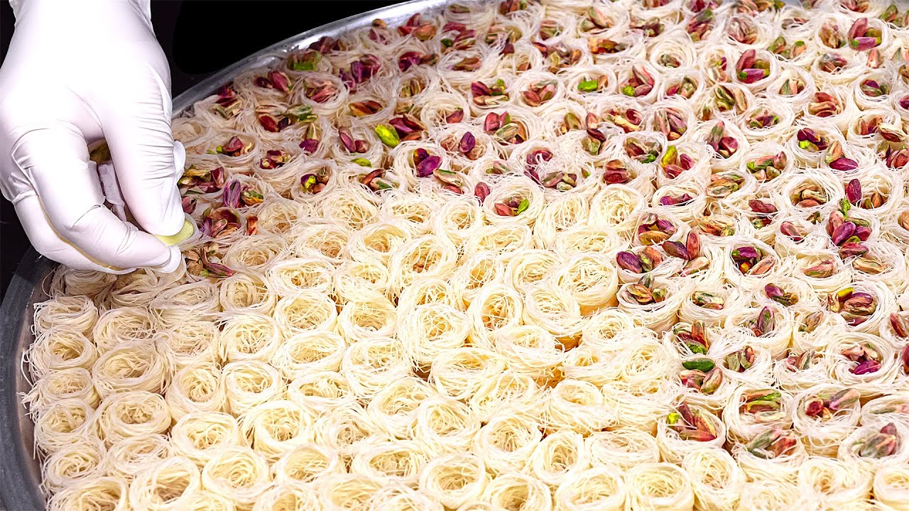Bombă de fistic! Uimitor desert arab Mabroume | Alimentele Erbil