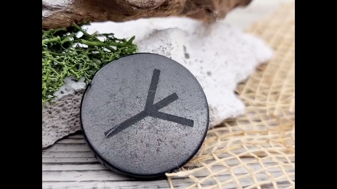 Пластина из шунгита для телефона 