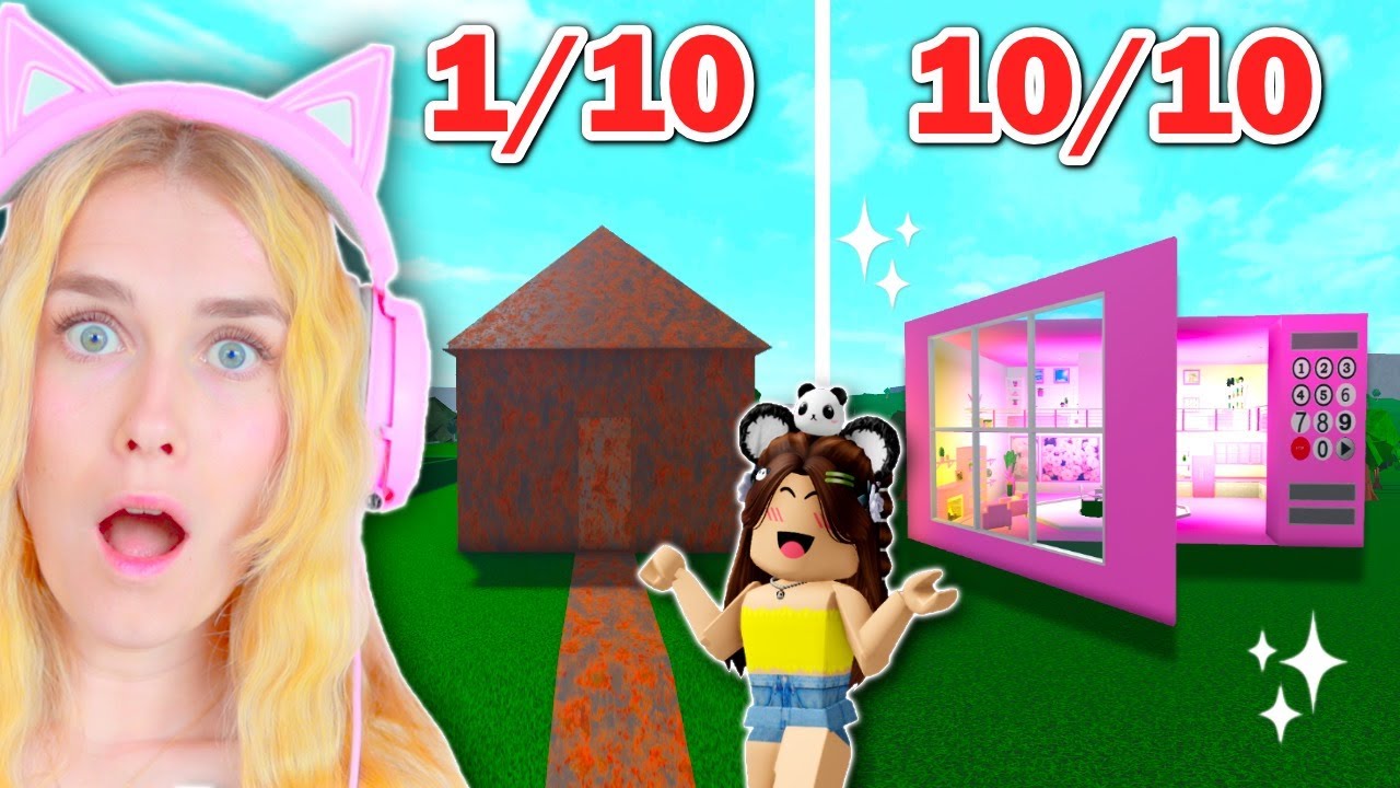 DaPandaGirl Rates My OLD Bloxburg Builds.. (Roblox)