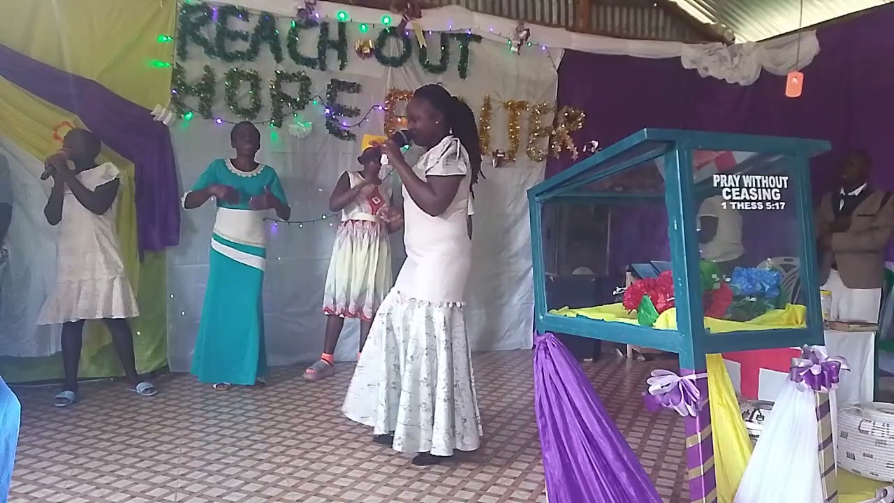 REACH OUT HOPE CENTER BAGEZZA WORSHIP @ SUNDAY SERVICE