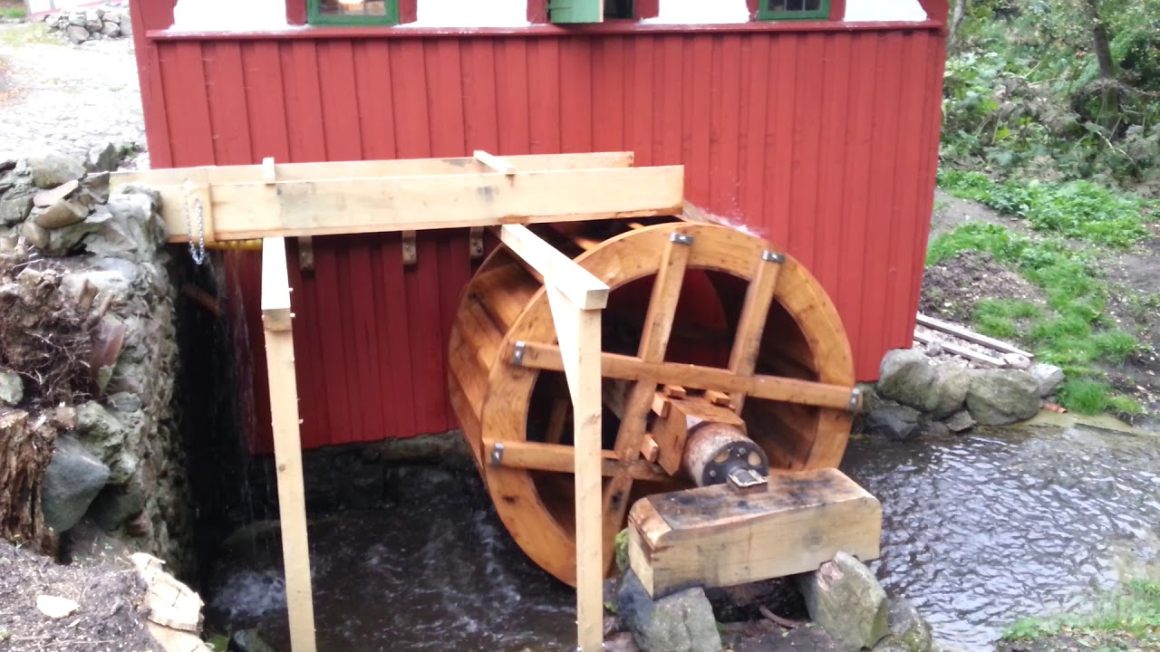 Vibæk vandmølle sættes igang