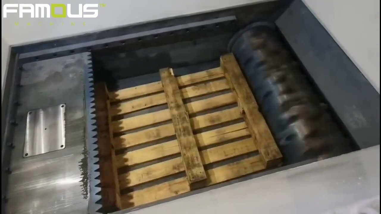 木托盘撕碎机分离铁钉/木材撕碎机/木头撕碎机/木托盘撕碎机/废旧木托盘撕碎机/木託盤撕碎機分離鐵釘/木材撕碎機/木頭撕碎機/木託盤撕碎機/廢舊木託盤撕碎機