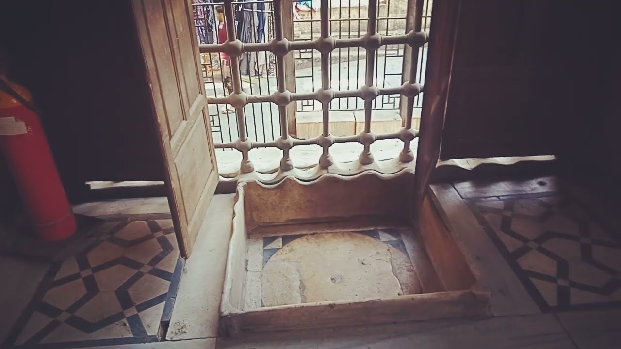 سبيل الغورى وتوزيع المياه على سكان الغورية