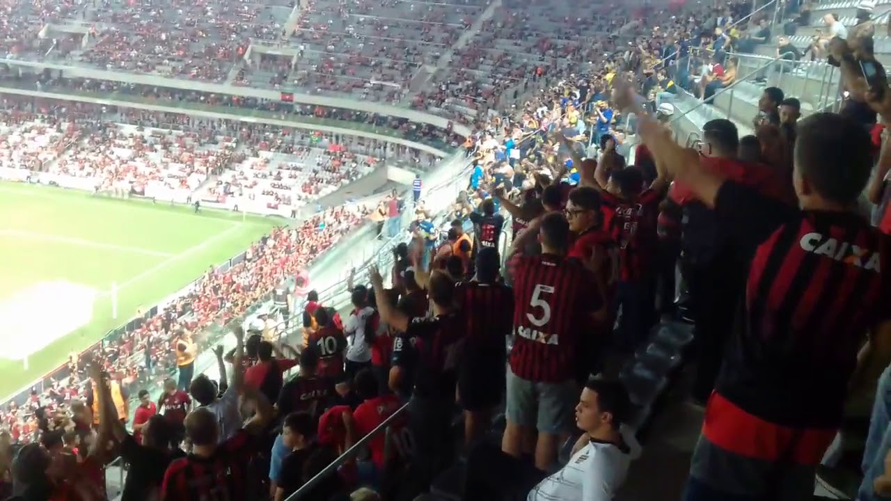 Atheltico Paranaense fans singing 