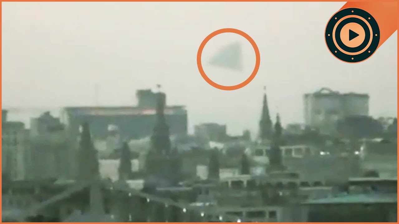The Biggest UFO Cover-Up in History: Pyramid Over the Kremlin