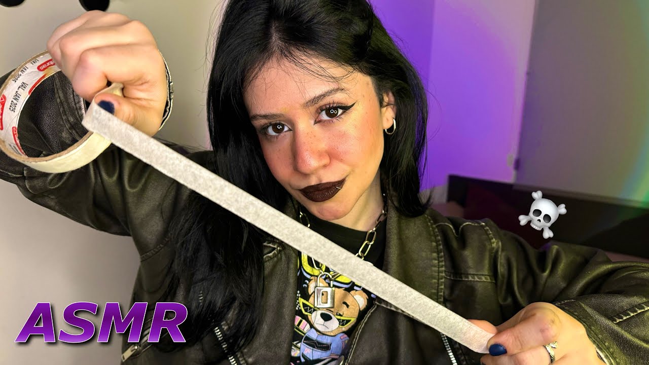ASMR UMA GÓTICA PIRADA TE SEQUESTRA