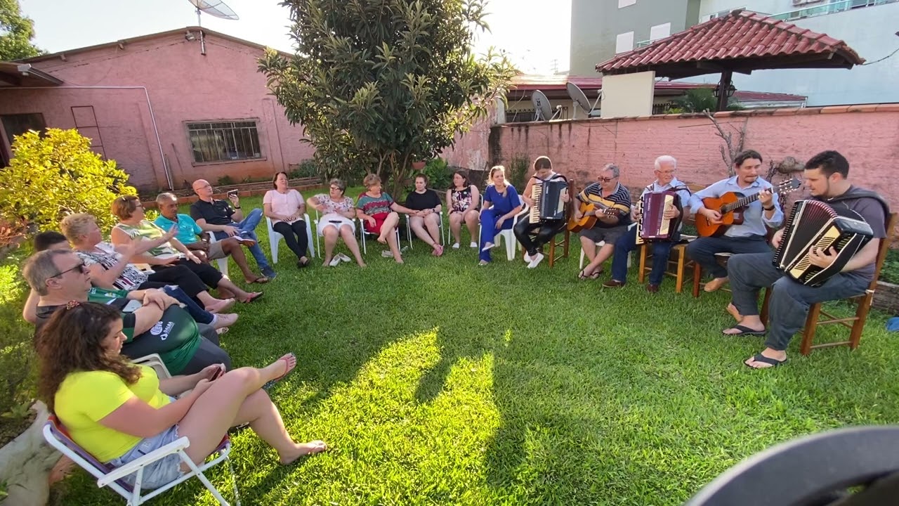 Tertúlia - Criado em Galpão - Rodeio da Vacaria - Sonhando na vanera - Bailanta do Tíburcio.