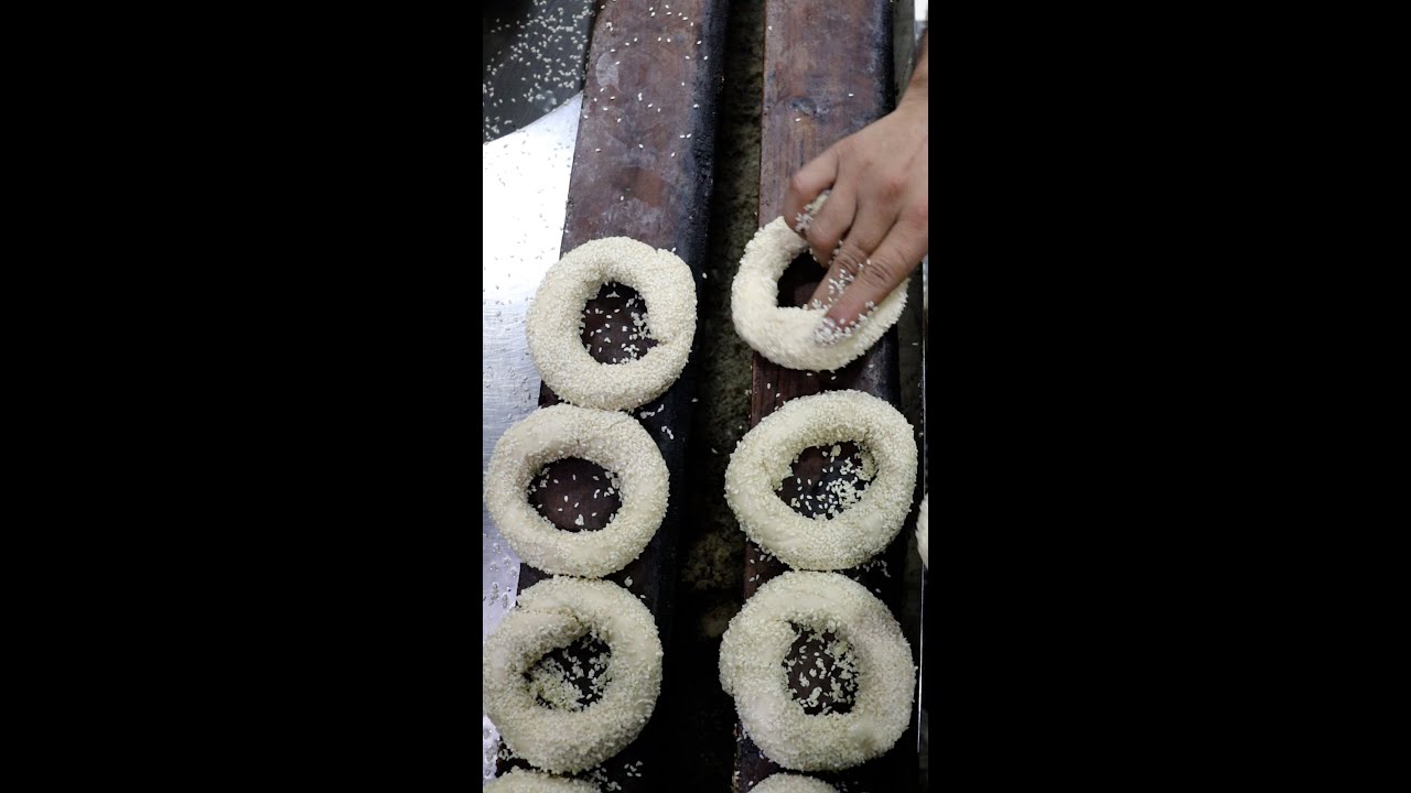 How to Make Montreal Bagels