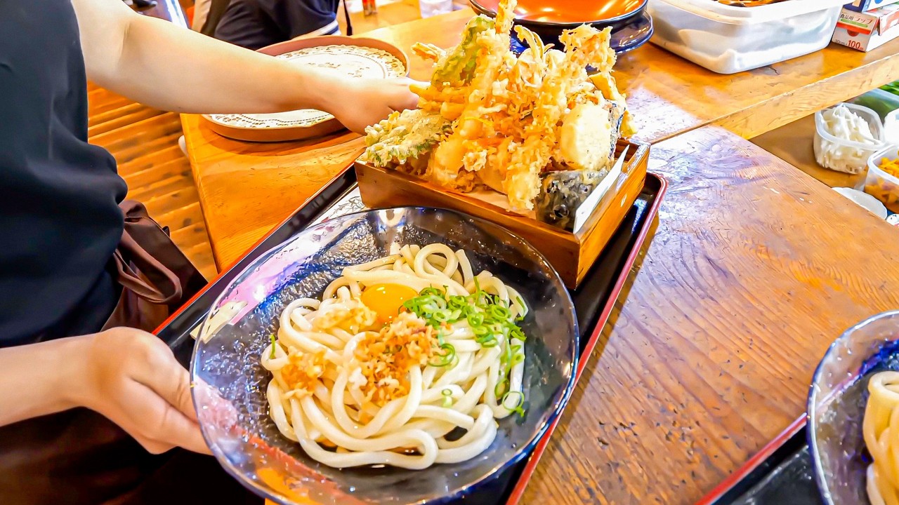 【兵庫】廃れた市場にひっそりと佇む食堂の奇跡！唯一のうどん店 ×もつ鍋が常連を虜にする理由がヤバい！