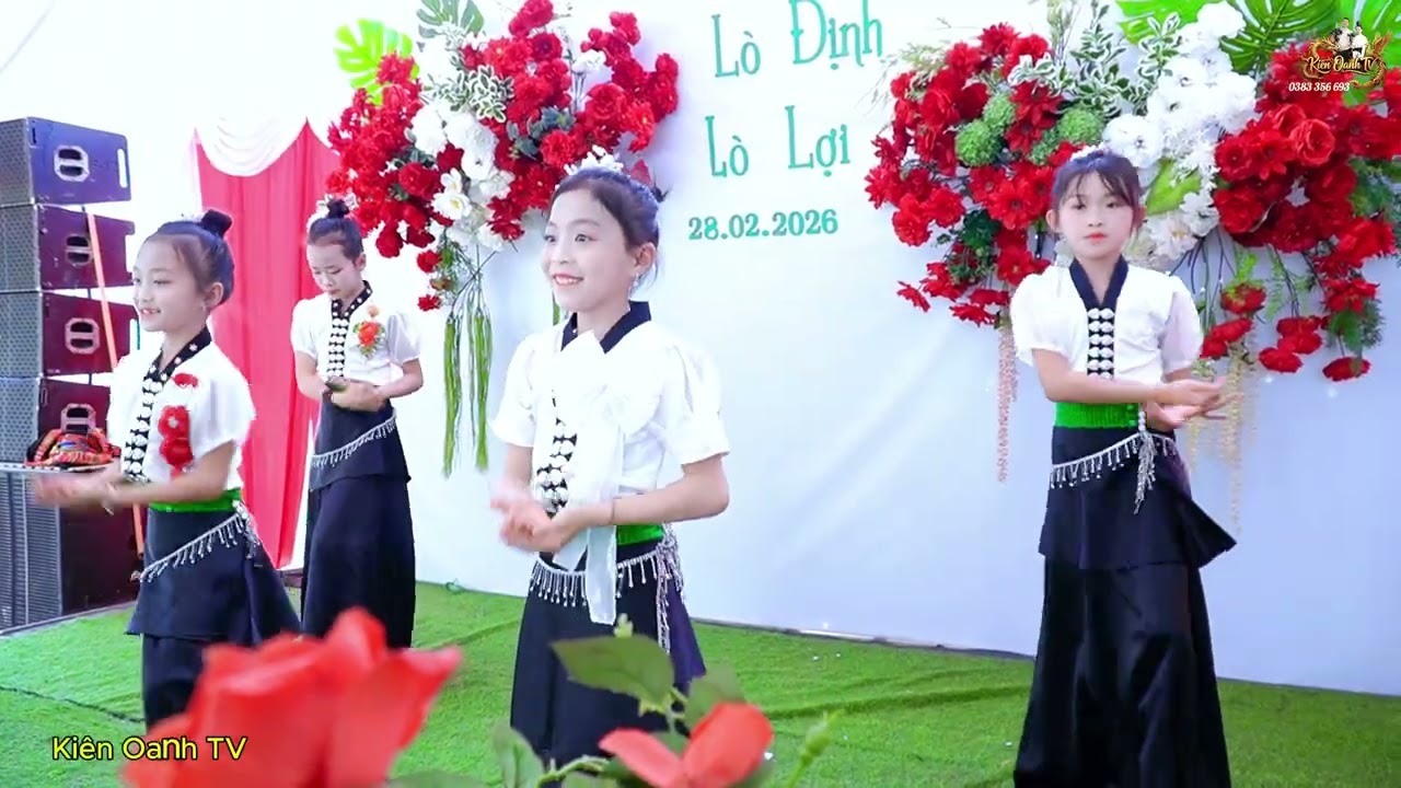 VŨ ĐIỆU TIẾNG KHÈN MÙA BAN NỞ  mừng lễ vu quy HUYỀN CHI & VĂN HIỆP bản suối bưn  chiềng hặc yên châu