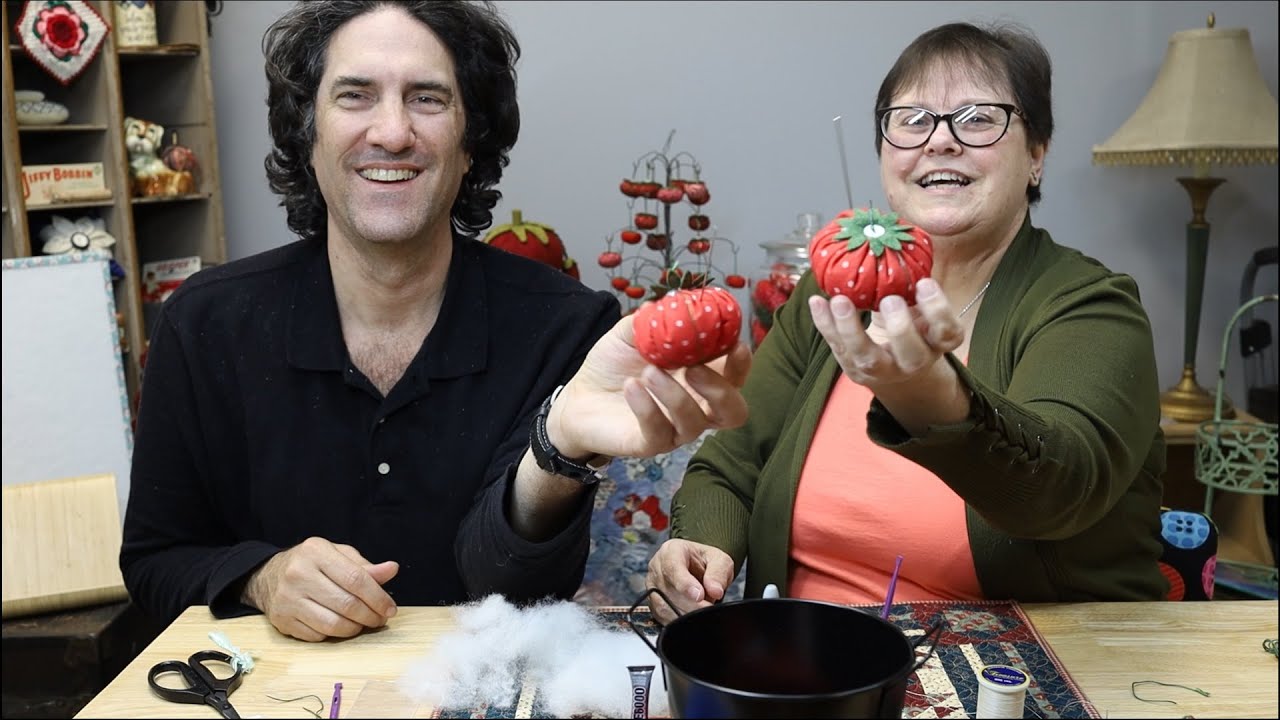 Dawn's Demo Yo-Yo Tomato Pin Cushion Project How To