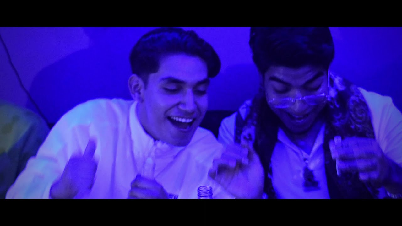 YIZ.- Extrovertido (video oficial)