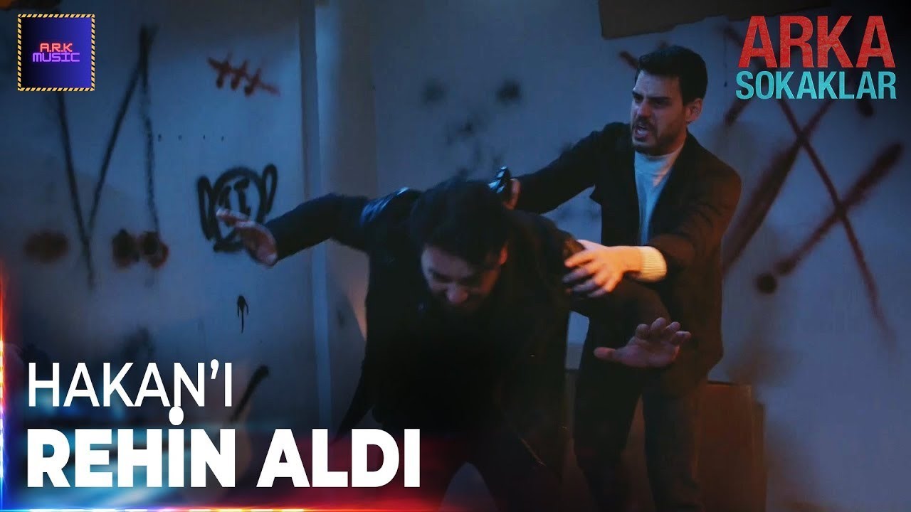 Arka Sokaklar 668. Bölüm | Uyuşturucu etkisindeki Kadir dehşet saçıyor