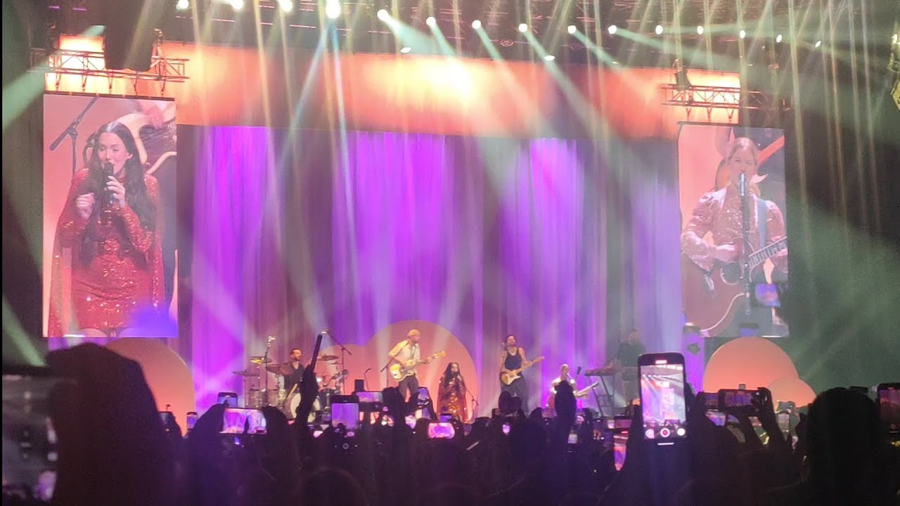 My childhood 😭 Don't Say You Love Me | M2M Manila Day 2 The Better Endings Tour