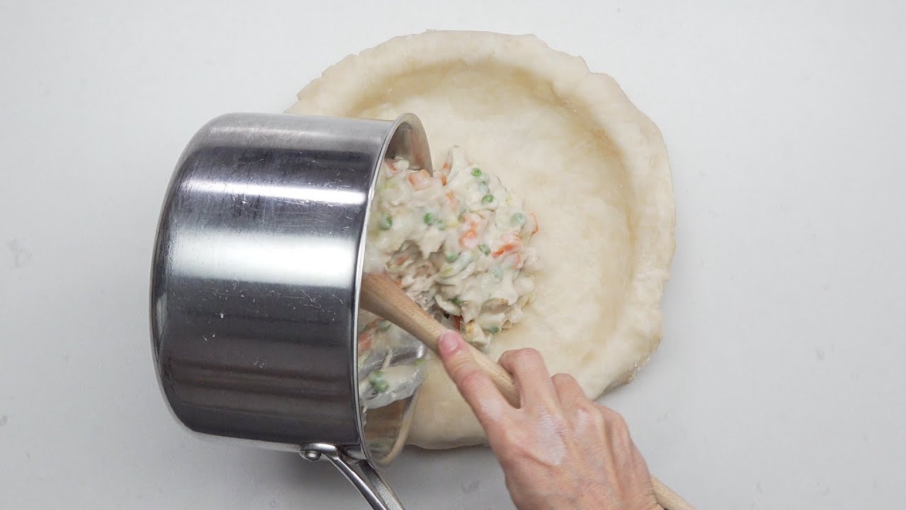 Pâté au poulet de Pierrette | Ricardo Cuisine