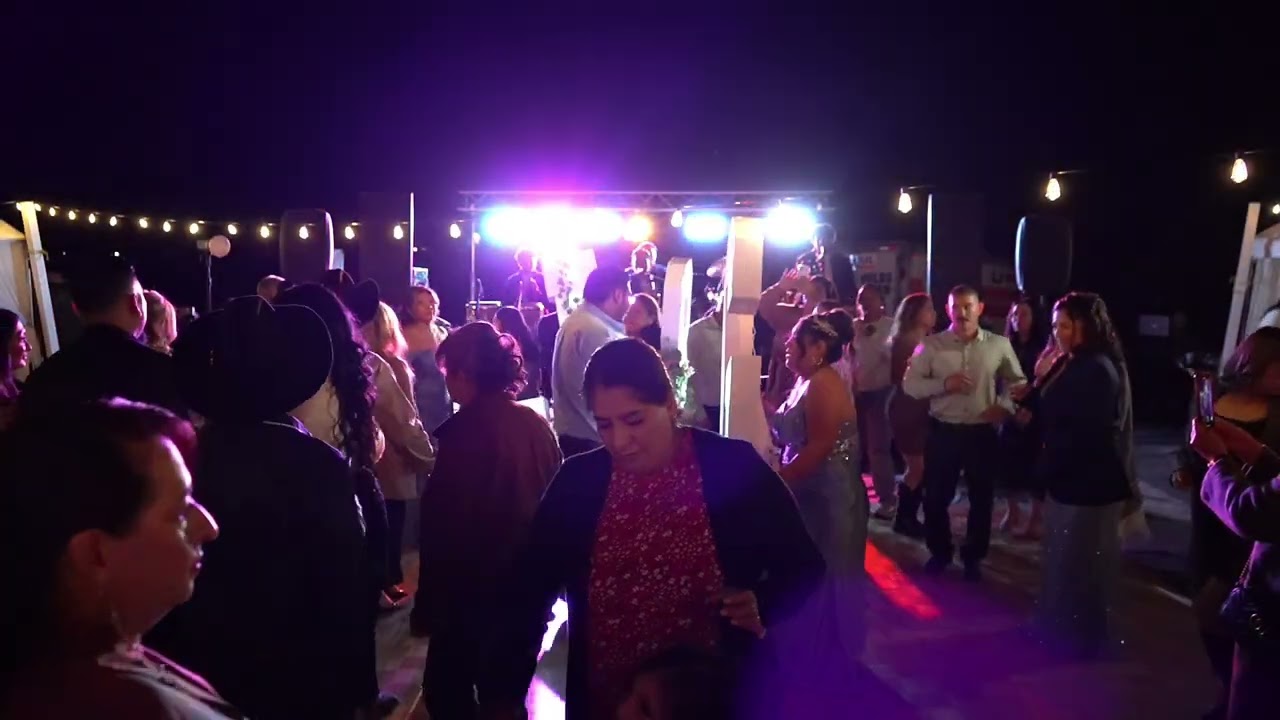 El Pasito Perron , La Iguana - Joby Y Los de La Costa (En Vivo)