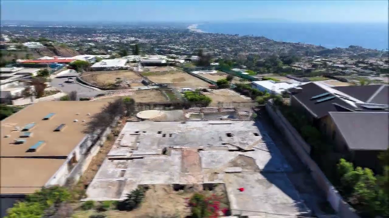 16638 Charmel Ln, Pacific Palisades, CA 90272