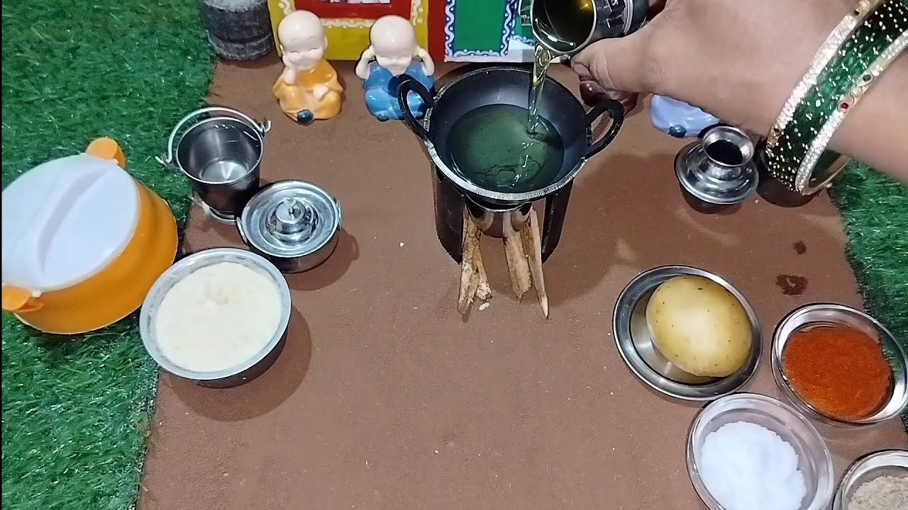 Miniature Aloo Pakora 🥔 | Aloo Bajji | ASMR Tiny Cooking 😍😍 | Kitty's Miniature