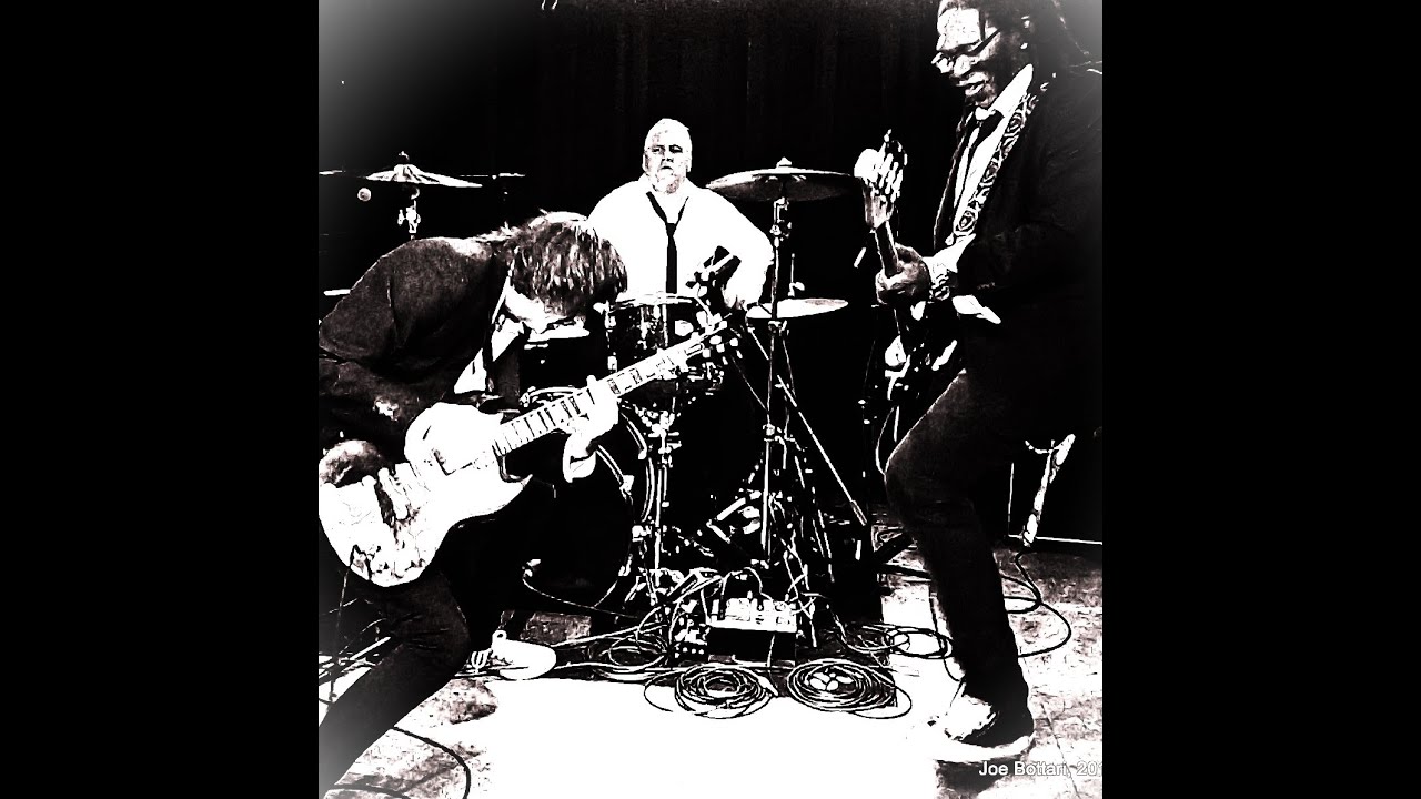 MICKEY LEIGH'S MUTATED MUSIC - 
